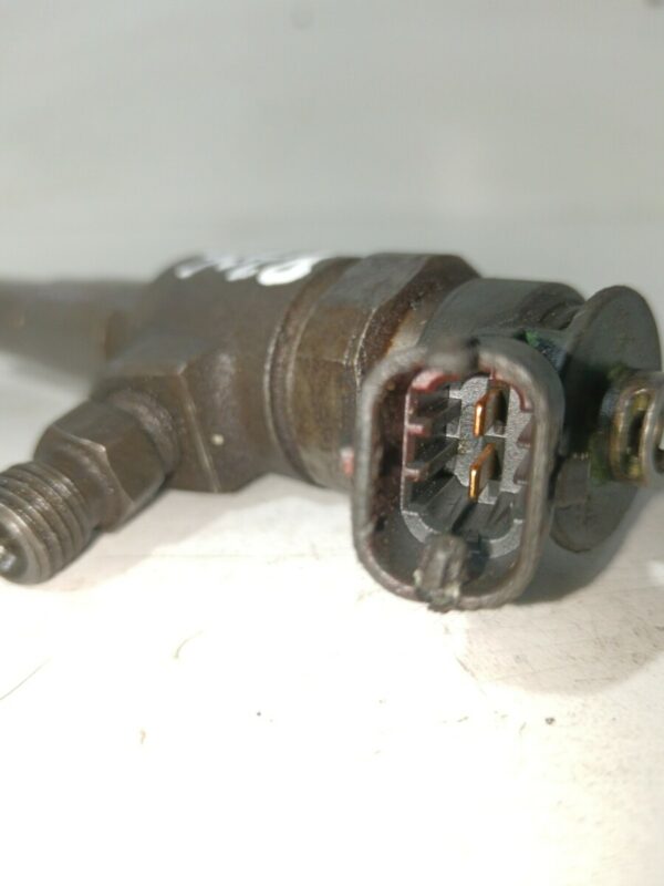 INYECTOR PEUGEOT 206 BERLINA 1.4 HDi DIESEL Motor 1,4 Ltr.  68 CV  [1998 - 2010] 3 Puertas - Imagen 3