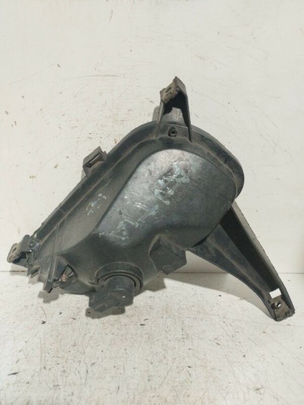 FARO CAMINERO IZQUIERDO CITROEN XANTIA BERLINA 1.9 Turbodiesel (DHX. D8B / XUD9TE) DIESEL Motor 1,9 Ltr.  92 CV  [1993 - 1997] 3 Puertas - Imagen 2