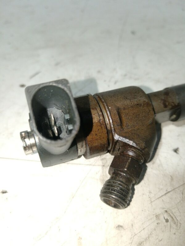 INYECTOR MERCEDES CLASE E (W211) BERLINA E 200 CDI (211.004) DIESEL Motor 2,2 Ltr.  102 CV  [2002 - 2009] 4 Puertas - Imagen 2