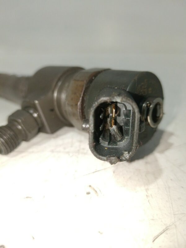 INYECTOR OPEL VECTRA C BERLINA 1.9 8V CDTI CAT (Y 19 DTL) DIESEL Motor 1,9 Ltr.  101 CV  [2002 - 2005] 3 Puertas - Imagen 3