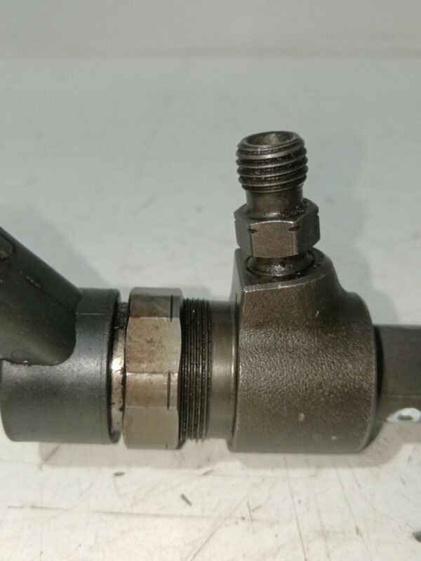 INYECTOR OPEL VECTRA C BERLINA 1.9 8V CDTI CAT (Y 19 DTL) DIESEL Motor 1,9 Ltr.  101 CV  [2002 - 2005] 3 Puertas - Imagen 4