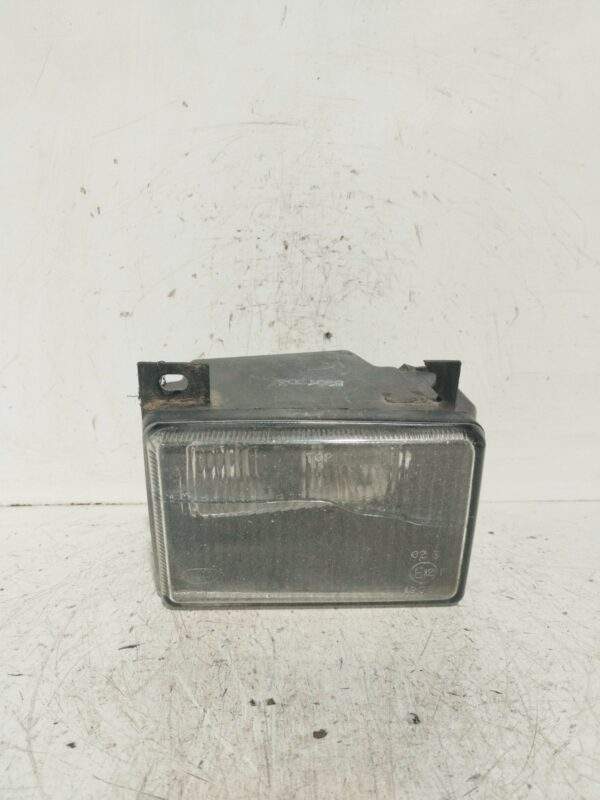 FARO CAMINERO DERECHO VOLVO SERIE 460 1.7 Turbo CAT NAFTA 95 Motor 1,7 Ltr.  120 CV  [1989 - 1997] 3 Puertas