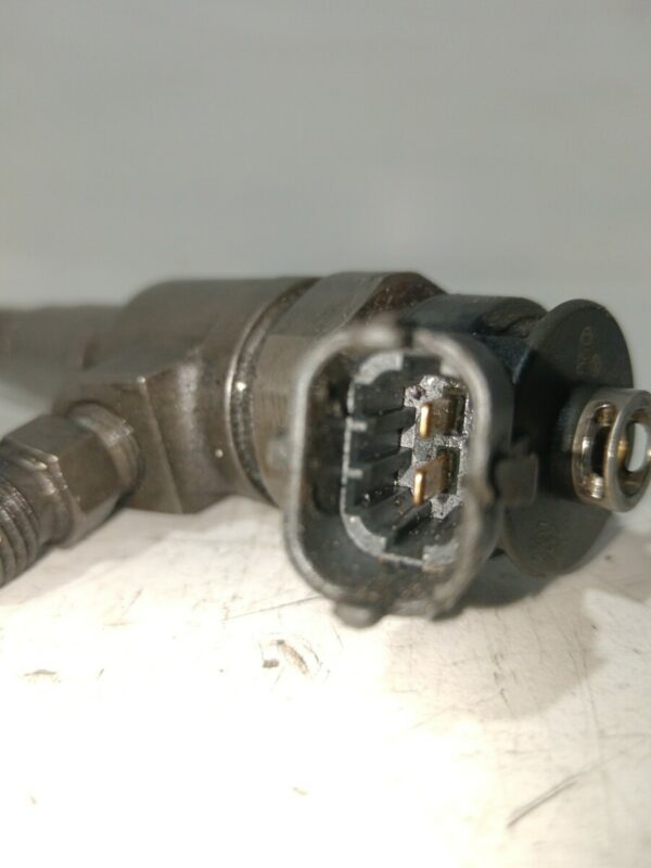 INYECTOR PEUGEOT 206 BERLINA 1.4 HDi DIESEL Motor 1,4 Ltr.  68 CV  [1998 - 2010] 3 Puertas - Imagen 3