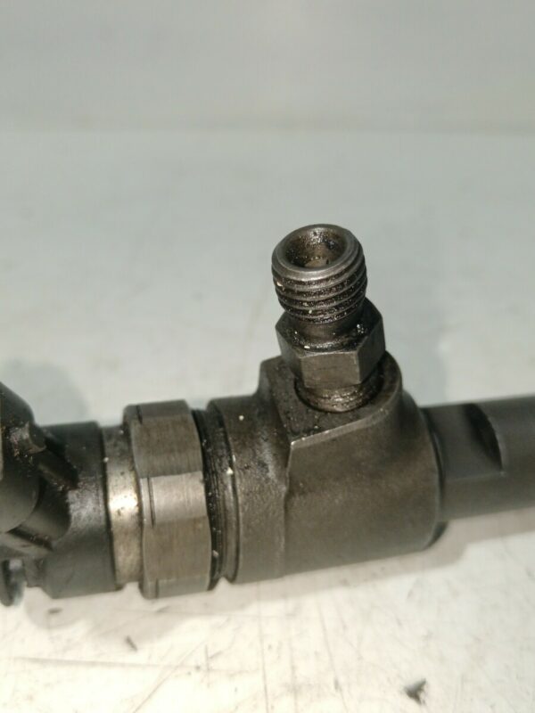 INYECTOR PEUGEOT 206 BERLINA 1.4 HDi DIESEL Motor 1,4 Ltr.  68 CV  [1998 - 2010] 3 Puertas - Imagen 4
