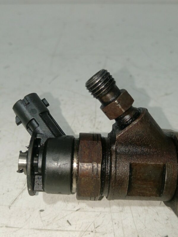 INYECTOR CITROEN C3 1.6 16V HDi DIESEL Motor 1,6 Ltr.  90 CV  [1995 - 2010] 3 Puertas - Imagen 4