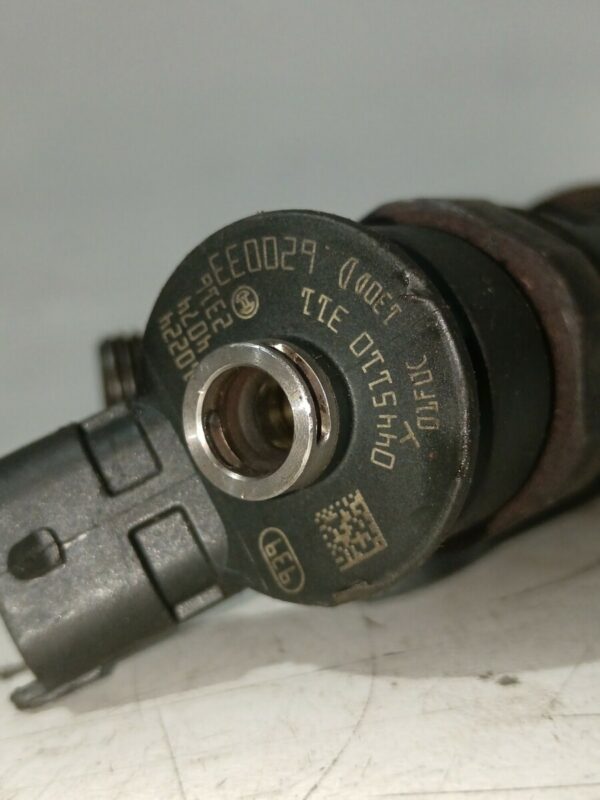 INYECTOR PEUGEOT 307 (S1) 1.6 16V HDi DIESEL Motor 1,6 Ltr.  90 CV  [2001 - 2005] 3 Puertas - Imagen 2
