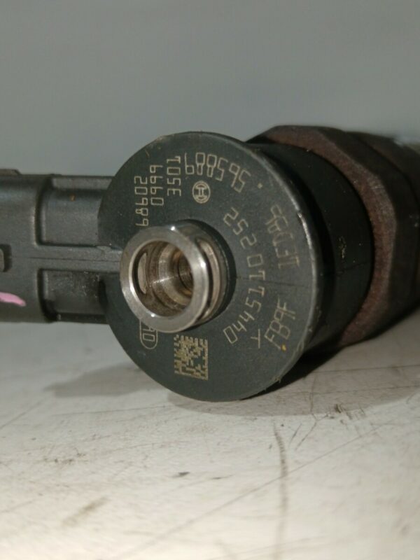 INYECTOR CITROEN C3 1.4 HDi DIESEL Motor 1,4 Ltr.  68 CV  [1995 - 2010] 3 Puertas - Imagen 2