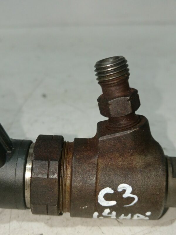 INYECTOR CITROEN C3 1.4 HDi DIESEL Motor 1,4 Ltr.  68 CV  [1995 - 2010] 3 Puertas - Imagen 3
