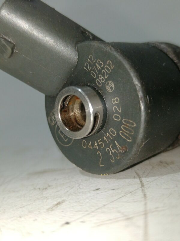 INYECTOR BMW SERIE 7 (E38) 3.0 24V Turbodiesel CAT DIESEL Motor 3,0 Ltr.  193 CV  [1994 - 2001] 3 Puertas - Imagen 2