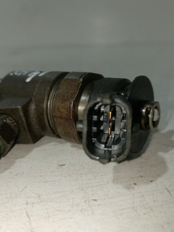 INYECTOR PEUGEOT 307 (S1) 1.4 HDi DIESEL Motor 1,4 Ltr.  68 CV  [2001 - 2005] 3 Puertas - Image 3