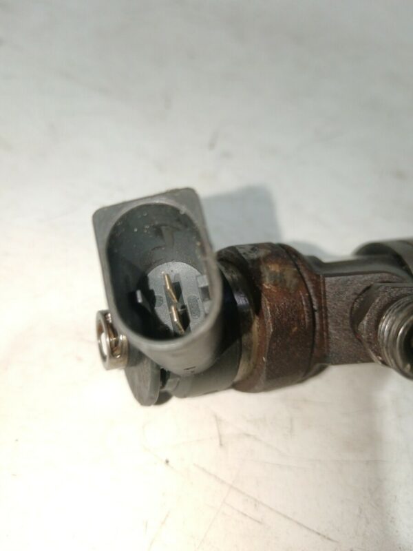 INYECTOR BMW X5 (E53) 3.0 24V Turbodiesel CAT DIESEL Motor 3,0 Ltr.  184 CV  [2000 - 2007] 3 Puertas - Imagen 3