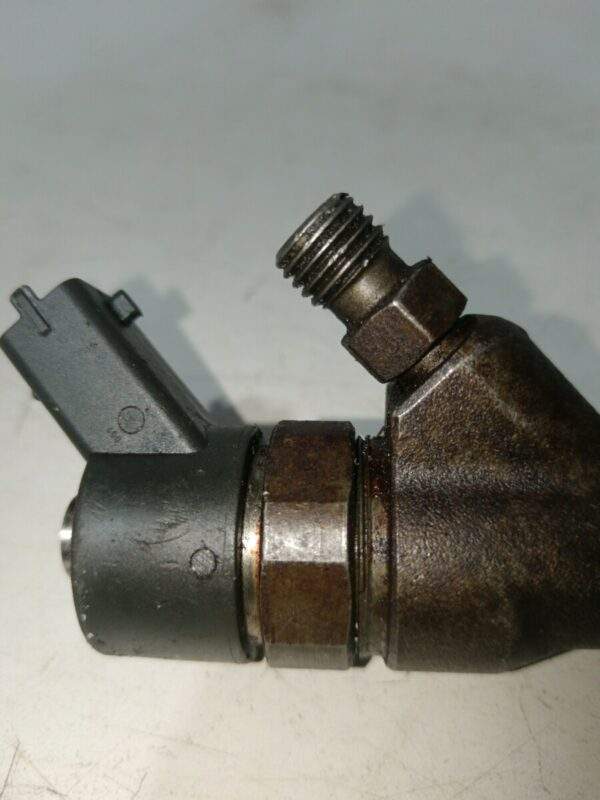 INYECTOR PEUGEOT 206 BERLINA 2.0 HDi CAT DIESEL Motor 2,0 Ltr.  90 CV  [1998 - 2010] 3 Puertas - Imagen 3