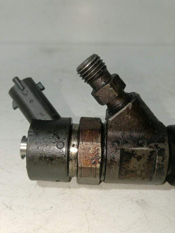 INYECTOR PEUGEOT 307 (S1) 1.6 16V HDi DIESEL Motor 1,6 Ltr.  90 CV  [2001 - 2005] 3 Puertas - Imagen 3