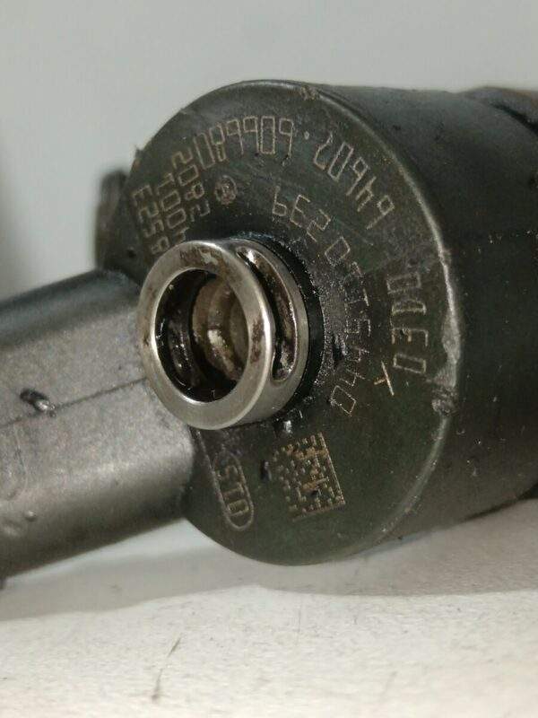 INYECTOR PEUGEOT 307 (S1) 1.6 16V HDi DIESEL Motor 1,6 Ltr.  90 CV  [2001 - 2005] 3 Puertas - Imagen 4