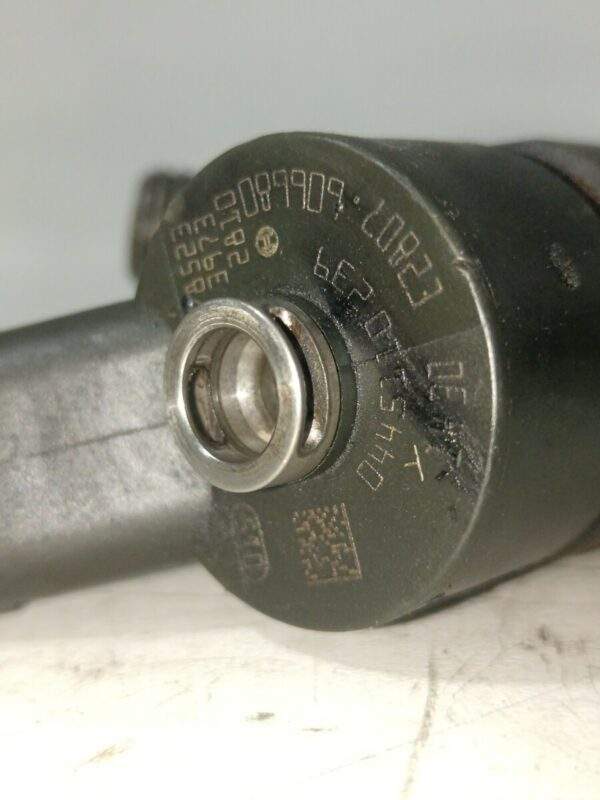 INYECTOR PEUGEOT 207 1.6 HDi DIESEL Motor 1,6 Ltr.  109 CV  [2006 - 2012] 3 Puertas - Imagen 2