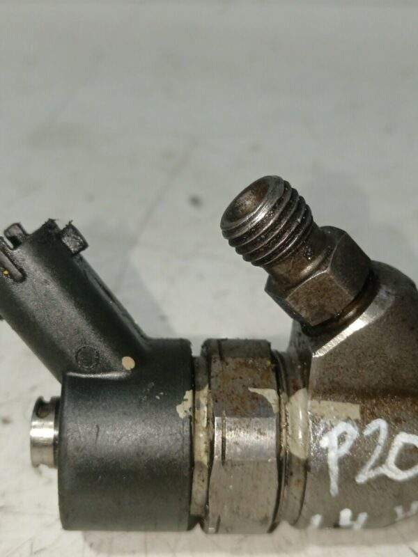 INYECTOR PEUGEOT 206 BERLINA 1.4 HDi DIESEL Motor 1,4 Ltr.  68 CV  [1998 - 2010] 3 Puertas - Imagen 4