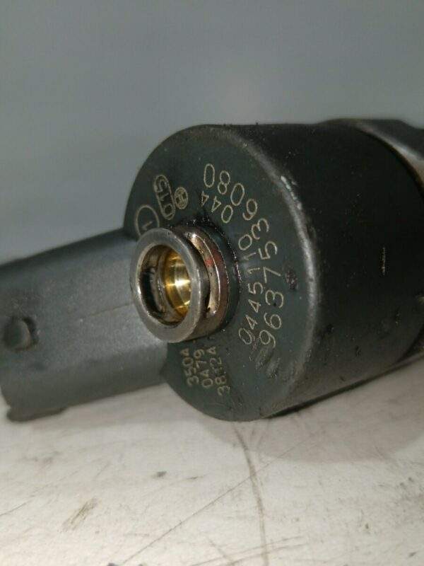 INYECTOR PEUGEOT 206 BERLINA 2.0 HDi CAT DIESEL Motor 2,0 Ltr.  90 CV  [1998 - 2010] 3 Puertas - Imagen 2
