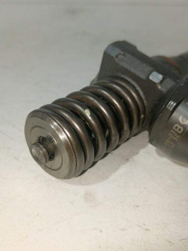 INYECTOR VOLKSWAGEN GOLF V BERLINA (1K1) 1.9 TDI DIESEL Motor 1,9 Ltr.  105 CV  [2003 - 2008] 3 Puertas - Imagen 3