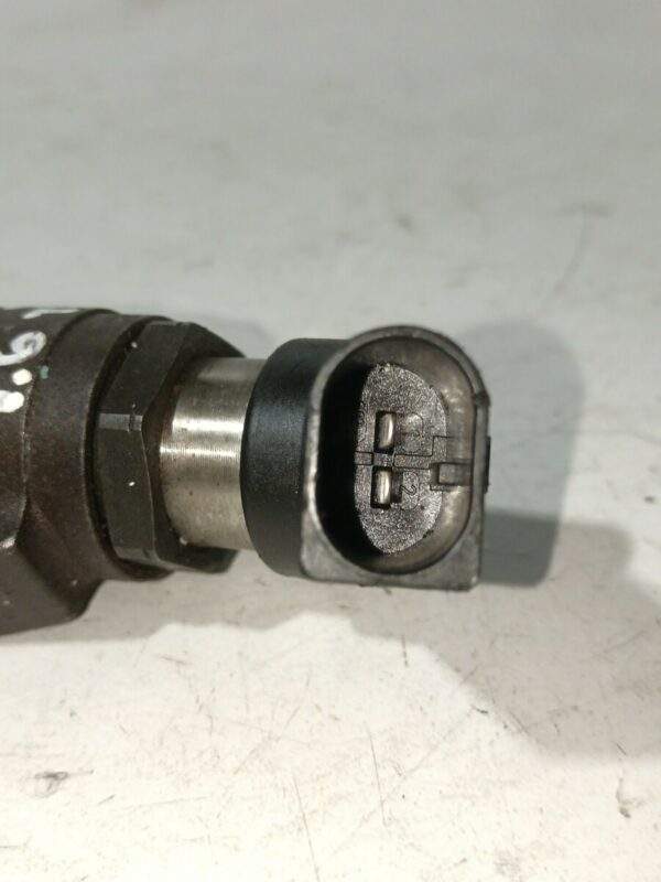INYECTOR FORD FOCUS BERLINA (CAP) 1.6 TDCi CAT DIESEL Motor 1,6 Ltr.  109 CV  [2004 - 2007] 3 Puertas - Imagen 3
