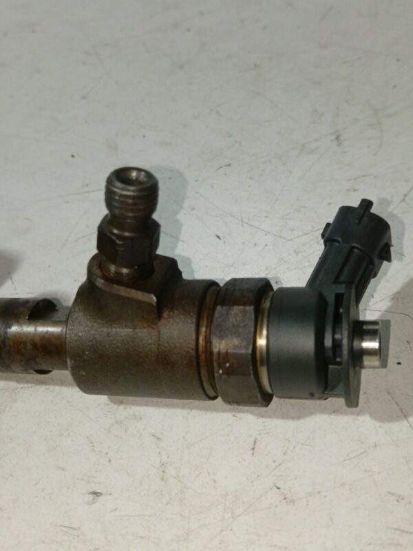 INYECTOR CITROEN C3 1.6 16V HDi DIESEL Motor 1,6 Ltr.  90 CV  [1995 - 2010] 3 Puertas - Imagen 4