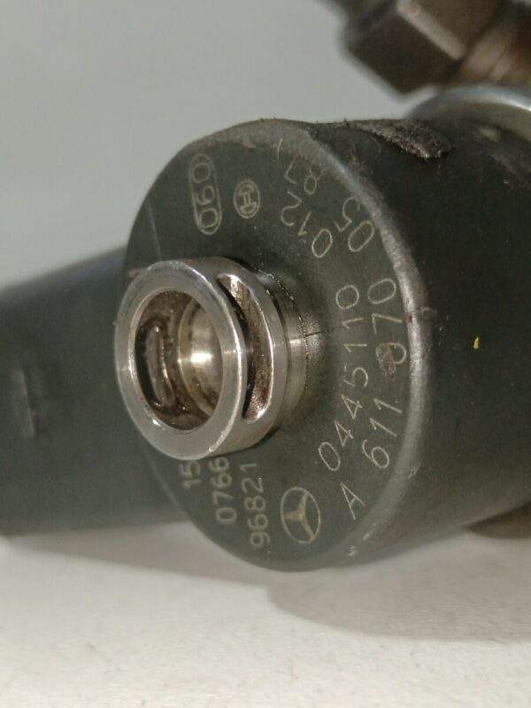 INYECTOR MERCEDES CLASE C (W203) BERLINA 220 CDI (203.006) DIESEL Motor 2,2 Ltr.  143 CV  [2000 - 2007] 4 Puertas - Imagen 2