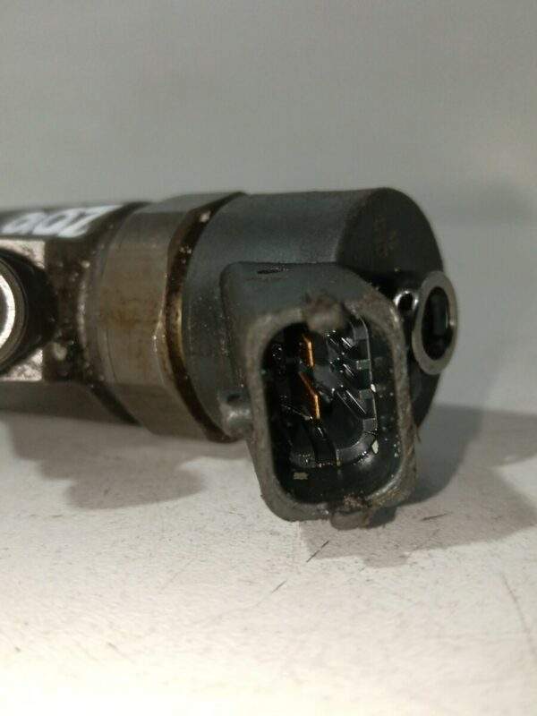 INYECTOR PEUGEOT 206 BERLINA 2.0 HDi CAT DIESEL Motor 2,0 Ltr.  90 CV  [1998 - 2010] 3 Puertas - Imagen 4