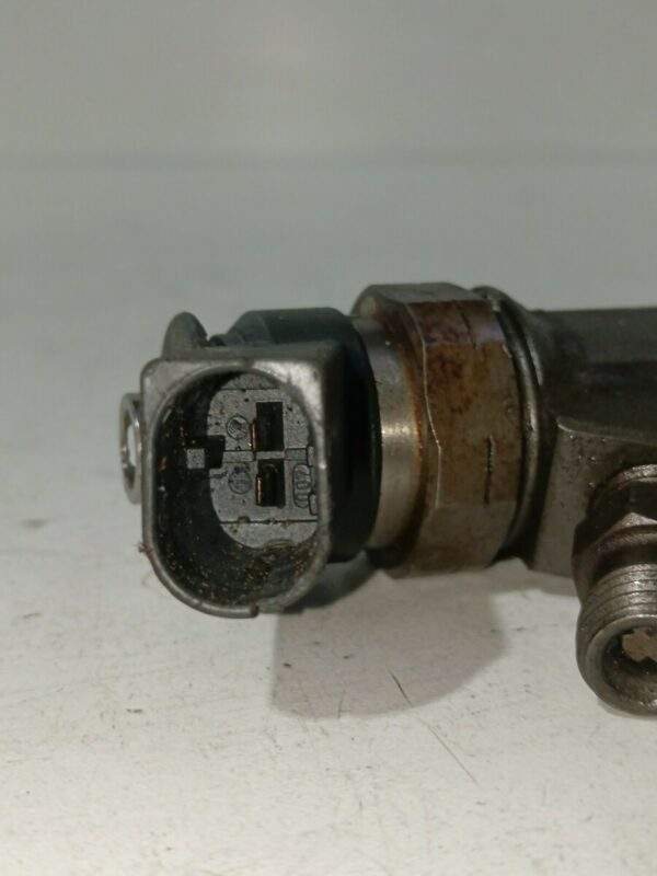 INYECTOR BMW X5 (E53) 3.0 24V Turbodiesel CAT DIESEL Motor 3,0 Ltr.  184 CV  [2000 - 2007] 3 Puertas - Imagen 4