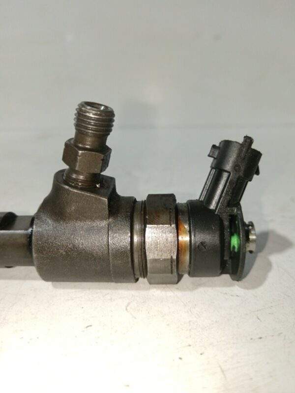 INYECTOR CITROEN C2 1.4 HDi DIESEL Motor 1,4 Ltr.  68 CV  [2003 - 2010] 3 Puertas - Imagen 4