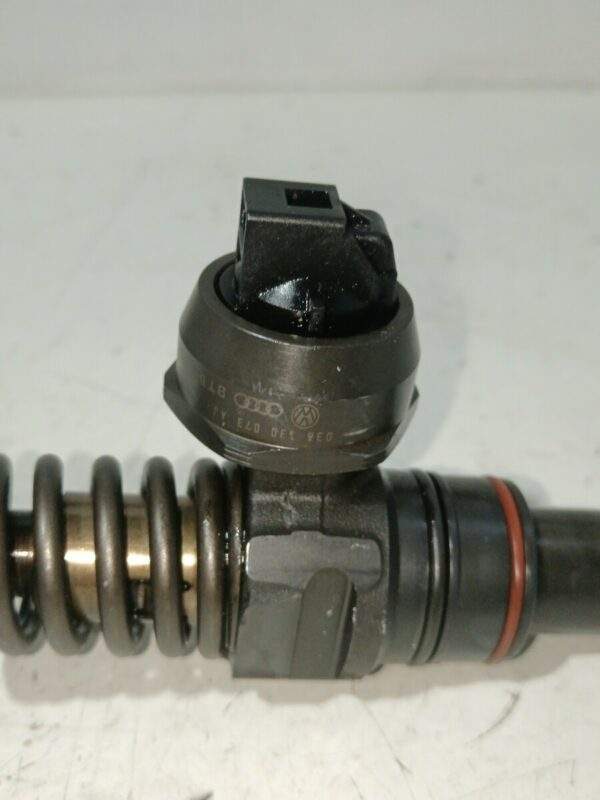 INYECTOR AUDI A3 (8L) 1.9 TDI Ambiente DIESEL Motor 1,9 Ltr.  131 CV  [1996 - 2003] 3 Puertas - Image 3