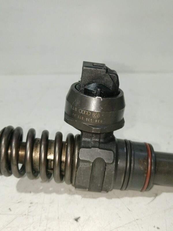INYECTOR AUDI A3 (8L) 1.9 TDI Ambiente DIESEL Motor 1,9 Ltr.  131 CV  [1996 - 2003] 3 Puertas - Imagen 3