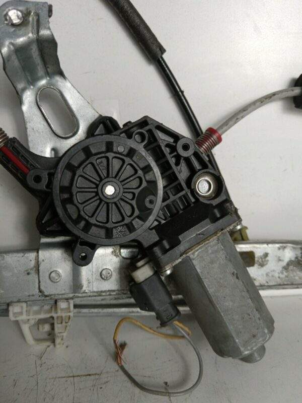 ALZA CRISTAL DELANTERO DERECHO ELECTRICO PEUGEOT 206 BERLINA XT DIESEL Motor 1,4 Ltr.  68 CV  [1998 - 2010] 5 Puertas - Imagen 2