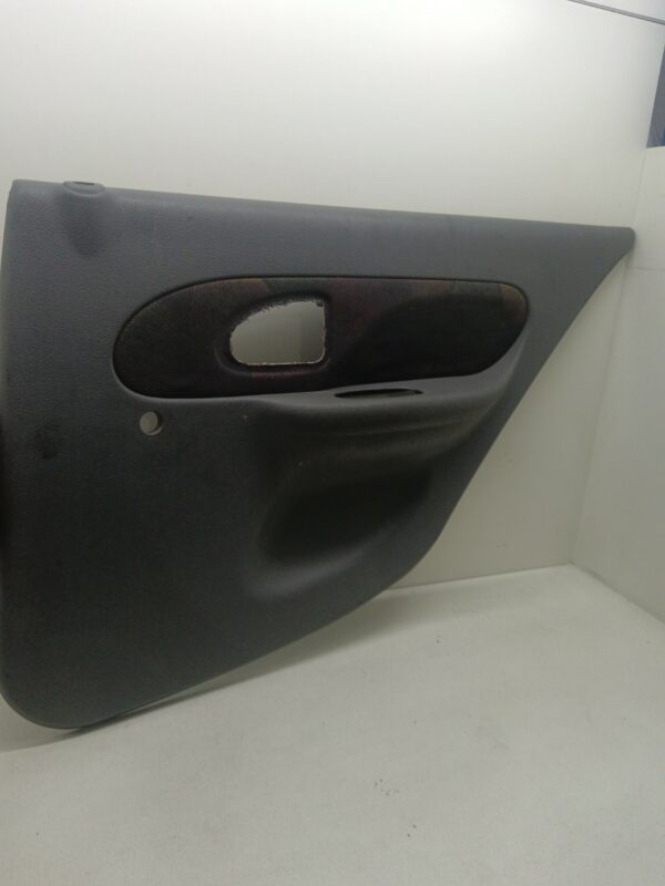 TAPIZADO INTERIOR PUERTA TRASERO DERECHO RENAULT CLIO I FASE I+II (B/C57) 1.2 Duet NAFTA Motor 1,2 Ltr.  58 CV  [1991 - 1998] 5 Puertas
