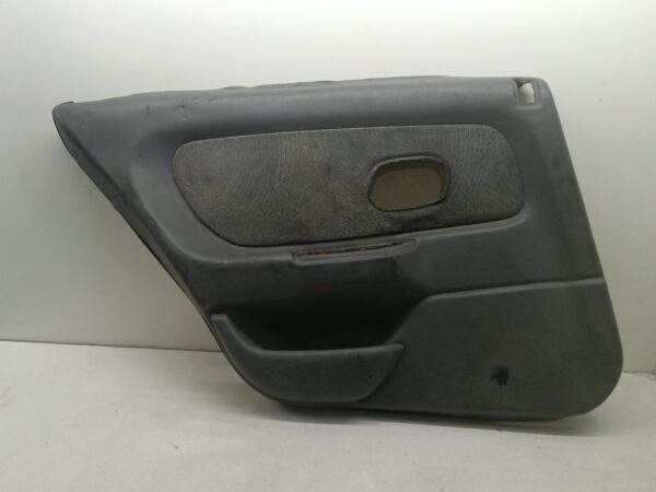 TAPIZADO INTERIOR PUERTA TRASERO IZQUIERDO RENAULT LAGUNA (B56) 1.8 RN (B56B) NAFTA Motor 1,8 Ltr.  90 CV  [1994 - 1998] 5 Puertas