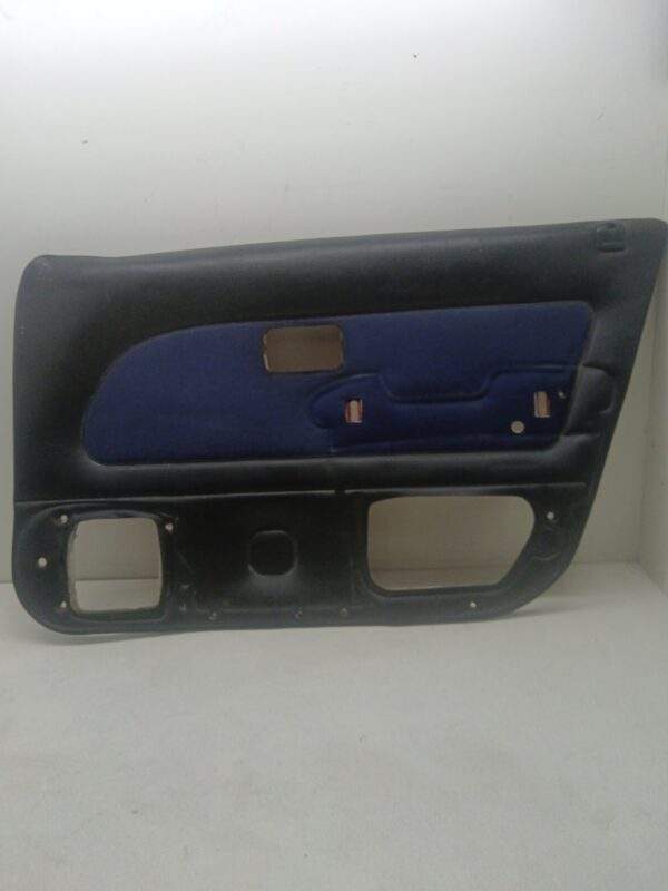 TAPIZADO INTERIOR PUERTA DELANTERO DERECHO PEUGEOT 106 (S1) 1,1 NAFTA Motor 1,1 Ltr.  60 CV  [1991 - 1996] 3 Puertas