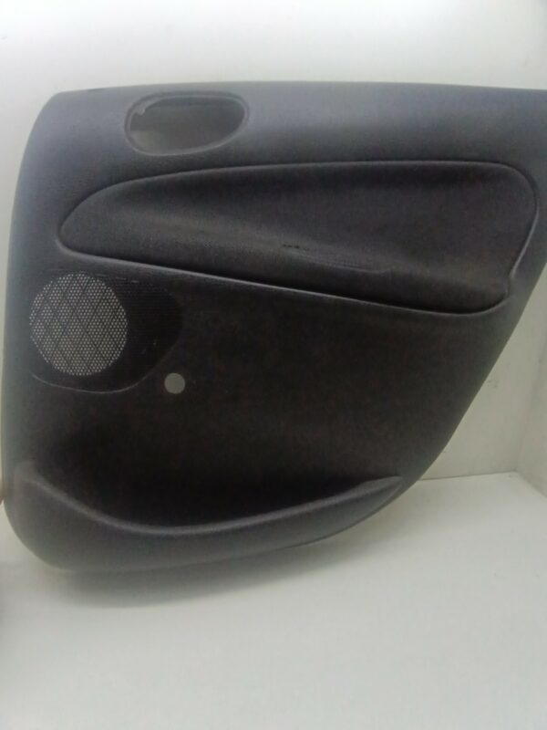 TAPIZADO INTERIOR PUERTA TRASERO DERECHO PEUGEOT 206 4-TRG. XR NAFTA Motor 1,4 Ltr.  75 CV  [2006 - 0] 4 Puertas