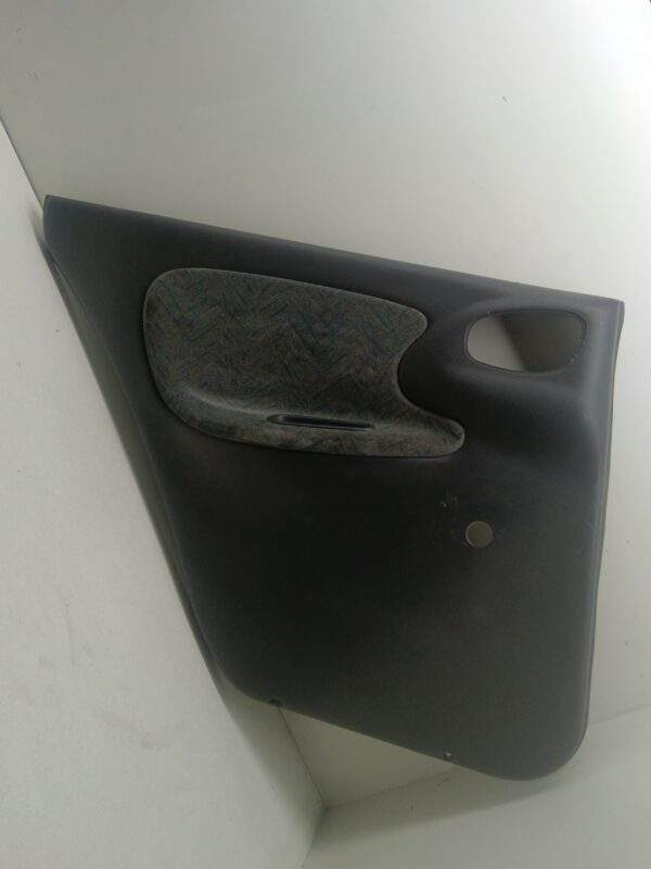 TAPIZADO INTERIOR PUERTA TRASERO IZQUIERDO DAEWOO LANOS 1.4 CAT NAFTA Motor 1,4 Ltr.  75 CV  [1997 - 2004] 3 Puertas