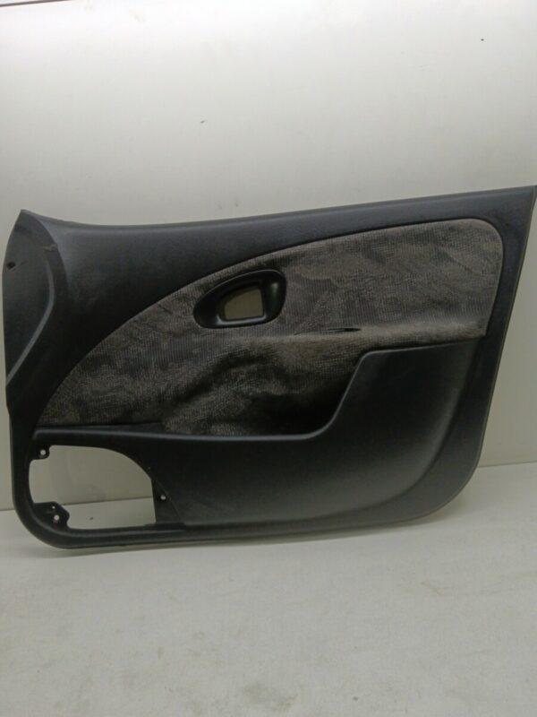 TAPIZADO INTERIOR PUERTA DELANTERO IZQUIERDO CITROEN SAXO 1.5 D SX DIESEL Motor 1,5 Ltr.  54 CV  [1996 - 2000] 5 Puertas