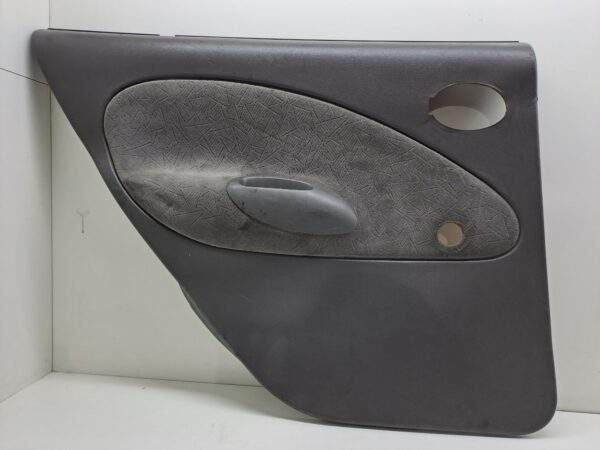 TAPIZADO INTERIOR PUERTA TRASERO IZQUIERDO FORD FIESTA COURIER Familiar DIESEL Motor 1,8 Ltr.  60 CV  [1995 - 1999] 0 Puertas