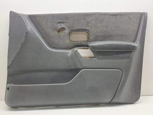 TAPIZADO INTERIOR PUERTA DELANTERO DERECHO FORD ESCORT BERL./TURNIER 1.6 16V CAT NAFTA Motor 1,6 Ltr.  90 CV  [1995 - 2000] 3 Puertas