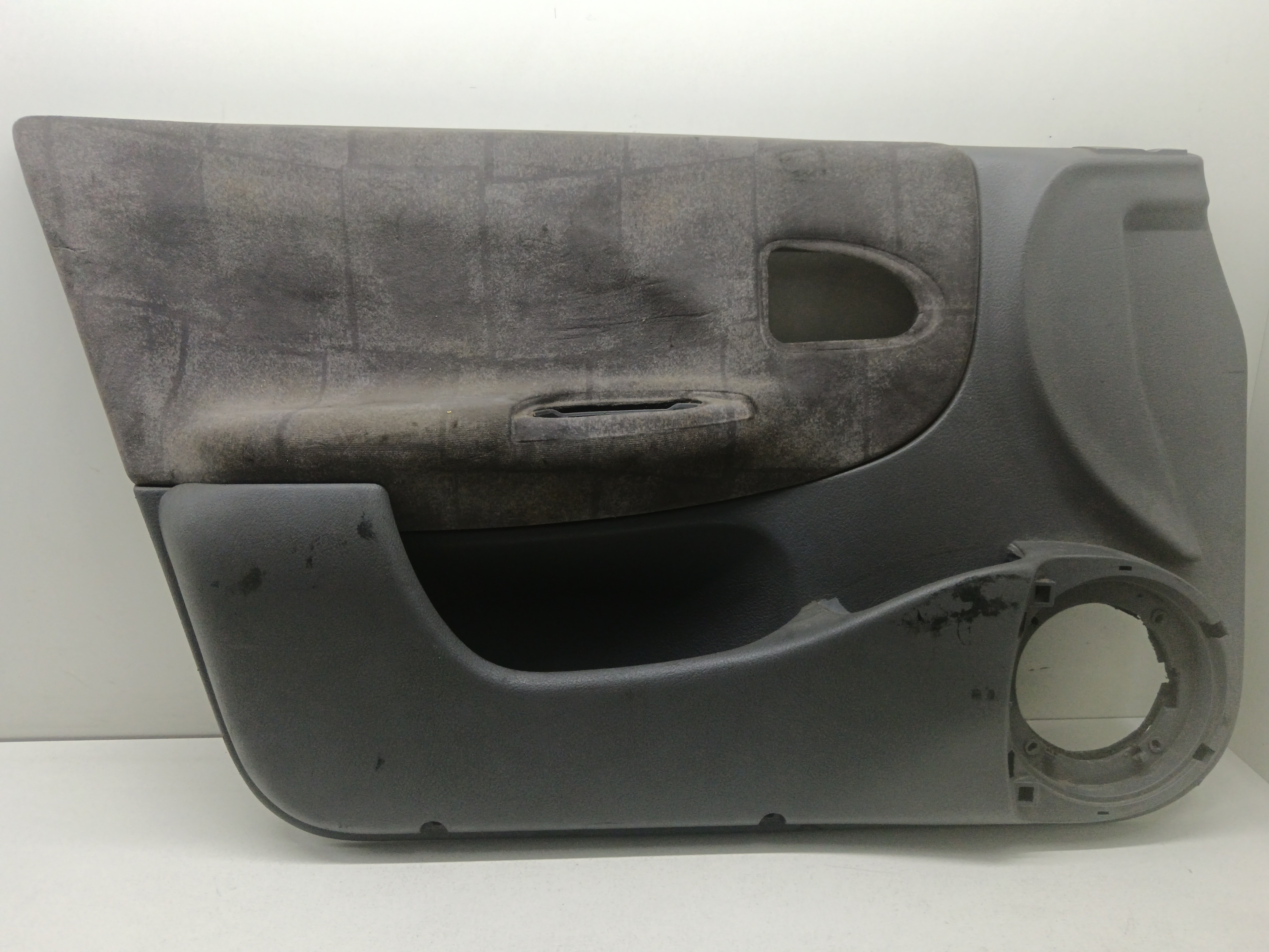Tapizado Interior Puerta Delantero Izquierdo Renault Megane I Berlina Hatchback Ba0 1 9 D Alize Diesel Motor 19 Ltr 64 Cv 1995 1999 5 Puertas