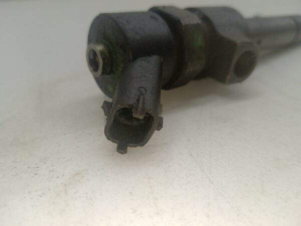 INYECTOR ALFA ROMEO 166 2.4 JTD CAT DIESEL Motor 2,4 Ltr.  136 CV  [1998 - 2003] 3 Puertas - Imagen 2