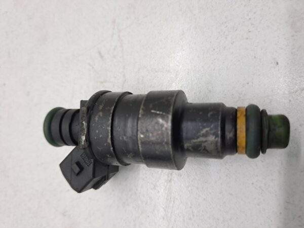 INYECTOR AUDI A4 AVANT (B5) 1,8 NAFTA 95 Motor 1,8 Ltr.  125 CV  [1999 - 2001] 5 Puertas