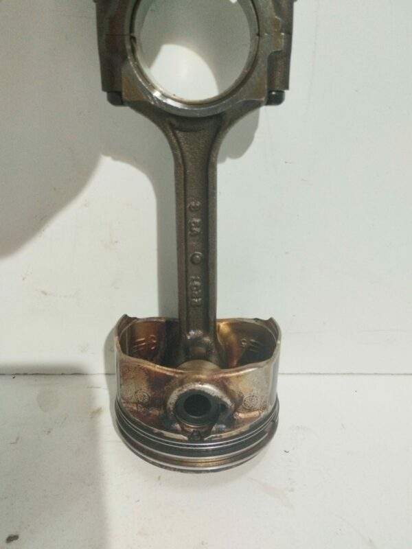 PISTON Y BIELA CHEVROLET SPARK GT 1.0 CAT NAFTA Motor 1,0 Ltr.  68 CV  [2009 - 2016] 3 Puertas - Imagen 3