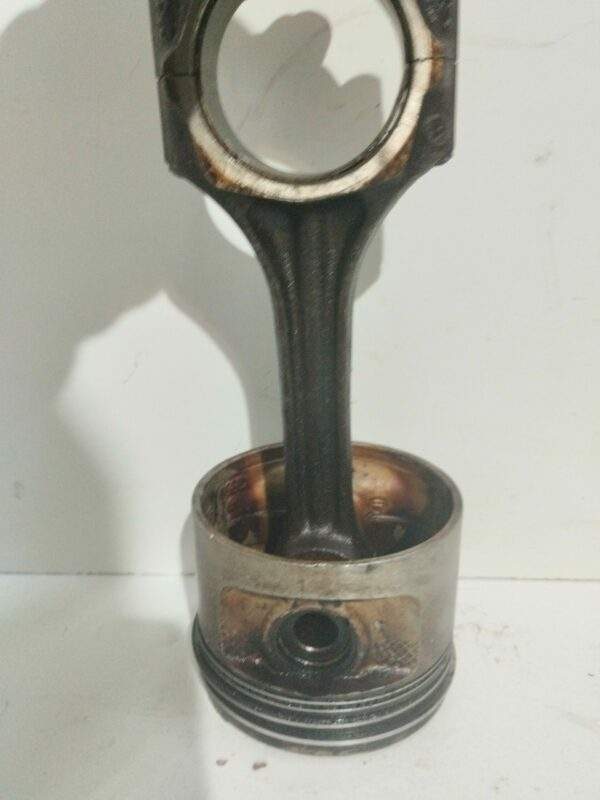 PISTON Y BIELA SEAT TOLEDO (1L) SXE NAFTA Motor 1,8 Ltr.  88 CV  [1991 - 1999] 5 Puertas - Imagen 3
