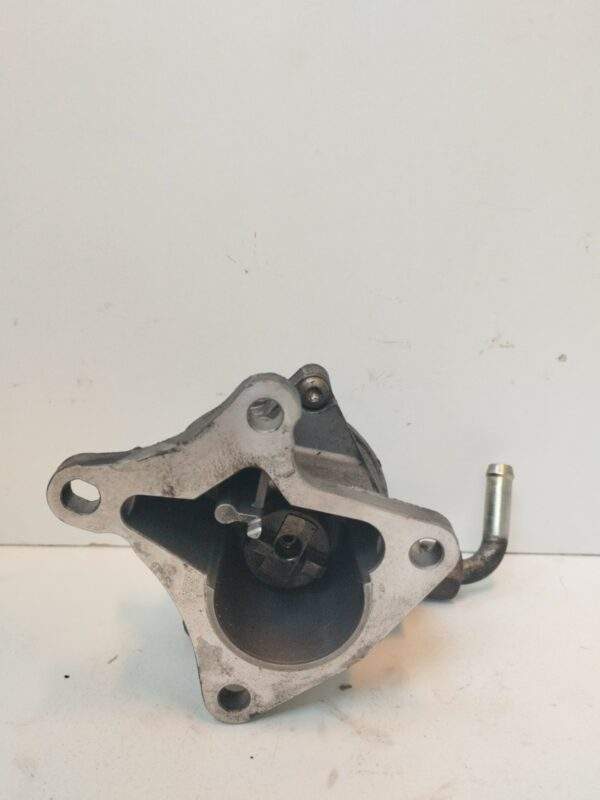 BOMBA DE VACÍO RENAULT KANGOO (F/KC0) 1.9 Diesel DIESEL Motor 1,9 Ltr.  64 CV  [1997 - 2005] 3 Puertas - Imagen 3