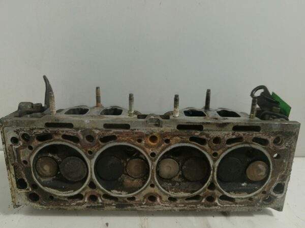 TAPA DE CILINDROS CITROEN ZX 1.6 / 1.6i Avantage NAFTA Motor 1,6 Ltr.  88 CV  [1991 - 1998] 3 Puertas - Imagen 4