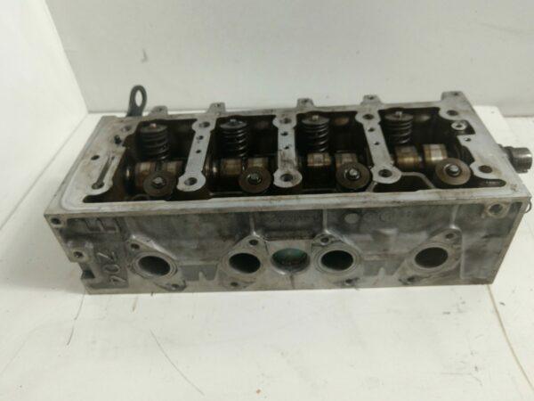 TAPA DE CILINDROS PEUGEOT 206 BERLINA XT NAFTA 95 Motor 1,4 Ltr.  75 CV  [1998 - 2010] 3 Puertas - Imagen 2