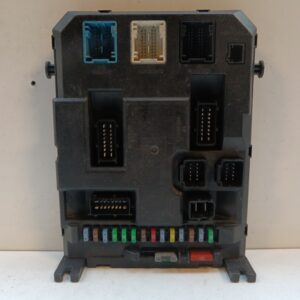 CAJA RELES / FUSIBLES / MODULO BSI CITROEN C3 1.4 HDi Exclusive DIESEL Motor 1,4 Ltr.  68 CV  [1995 - 2010] 5 Puertas