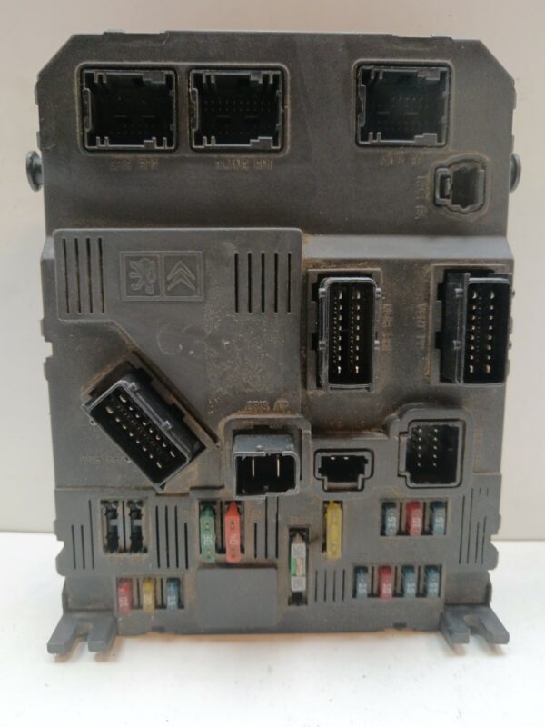 CAJA RELES / FUSIBLES / MODULO BSI CITROEN C3 1.4 HDi Exclusive DIESEL Motor 1,4 Ltr.  68 CV  [1995 - 2010] 5 Puertas