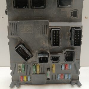 CAJA RELES / FUSIBLES / MODULO BSI PEUGEOT 407 SW ST Sport DIESEL Motor 2,0 Ltr.  136 CV  [2004 - 2011] 5 Puertas